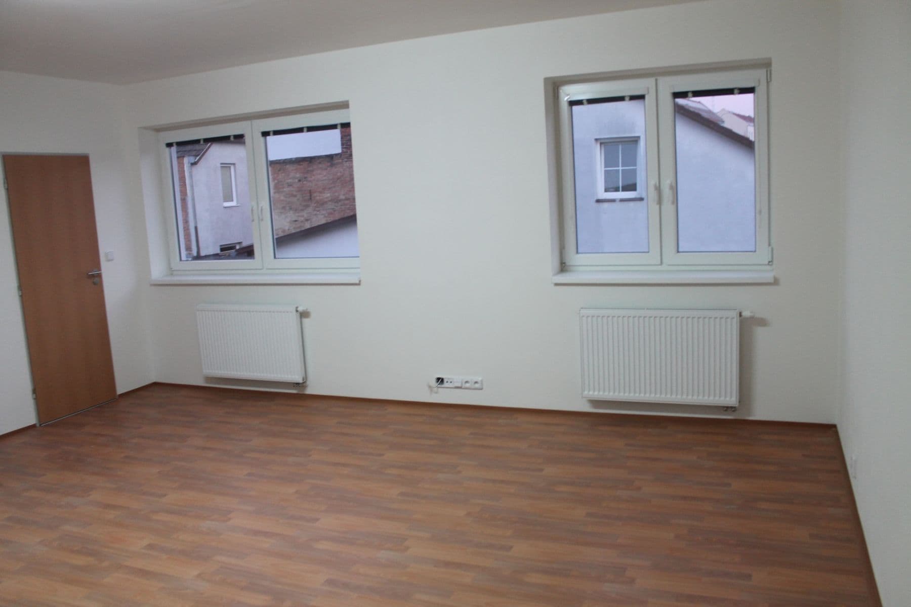Pronájem bytu 2+kk 43 m², Jamborova, Brno, Jihomoravský kraj Pronájem bytu 2+kk 43 m², Jamborova, Brno, Jihomoravský kraj