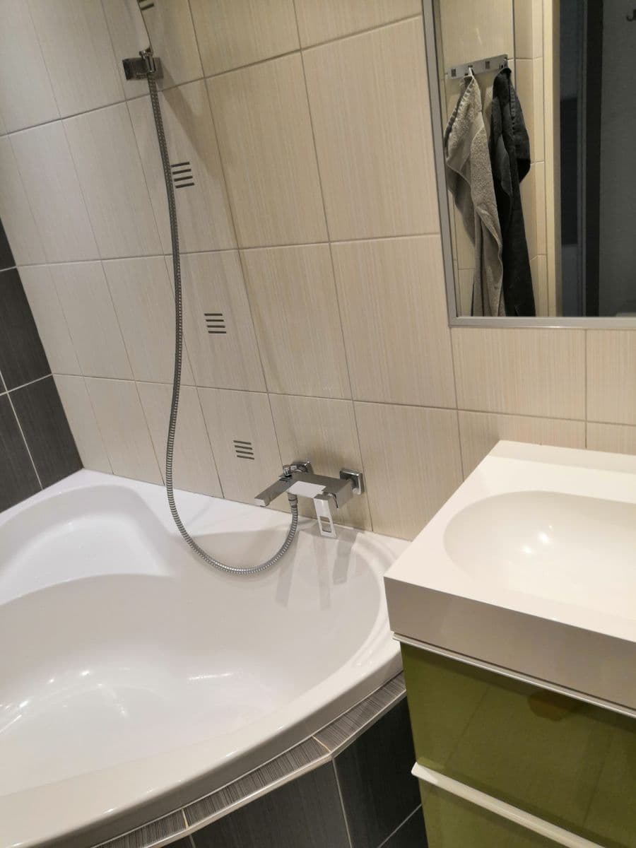 Pronájem bytu 3+kk 63 m², Ukrajinská, Ostrava, Moravskoslezský kraj Pronájem bytu 3+kk 63 m², Ukrajinská, Ostrava, Moravskoslezský kraj