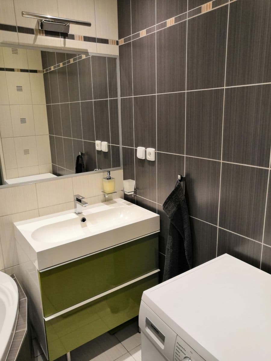 Pronájem bytu 3+kk 63 m², Ukrajinská, Ostrava, Moravskoslezský kraj Pronájem bytu 3+kk 63 m², Ukrajinská, Ostrava, Moravskoslezský kraj