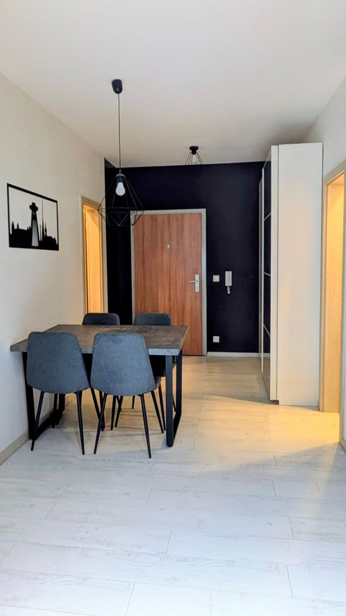 Pronájem bytu 3+1 68 m², Kresánkova, Karlova Ves, Bratislavský kraj Pronájem bytu 3+1 68 m², Kresánkova, Karlova Ves, Bratislavský kraj