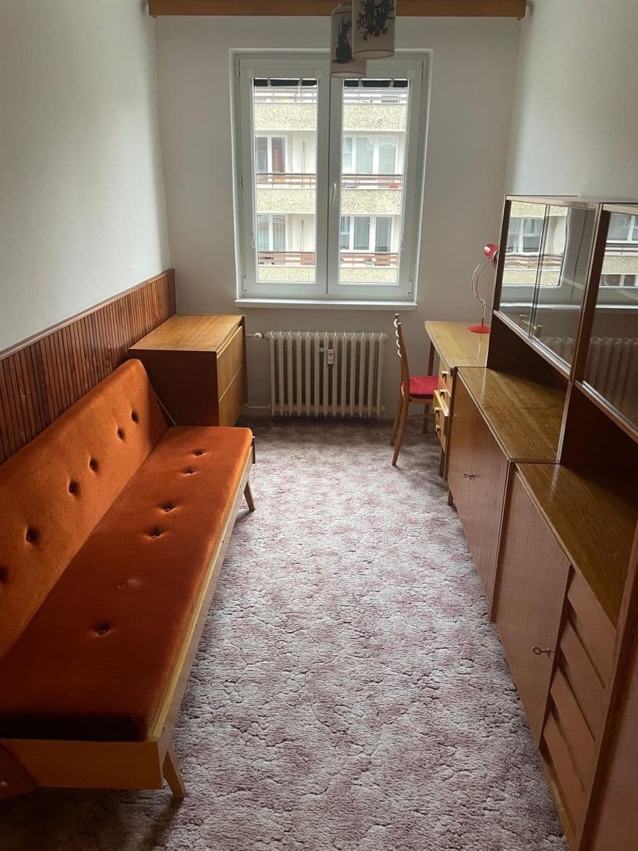 Pronájem bytu 3+1 66 m², Jana Čarka, České Budějovice, Jihočeský kraj Pronájem bytu 3+1 66 m², Jana Čarka, České Budějovice, Jihočeský kraj