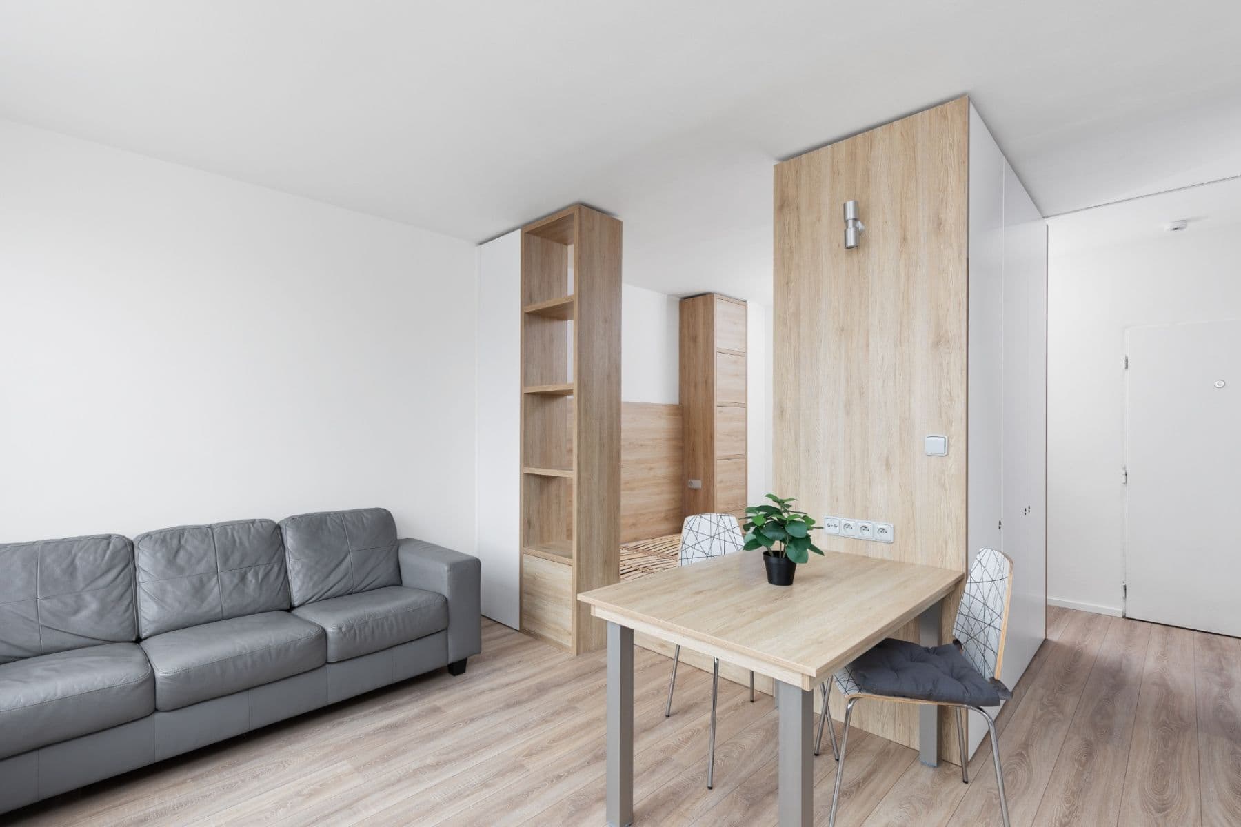Pronájem bytu 1+kk 31 m², Topolová, Praha, Praha Pronájem bytu 1+kk 31 m², Topolová, Praha, Praha