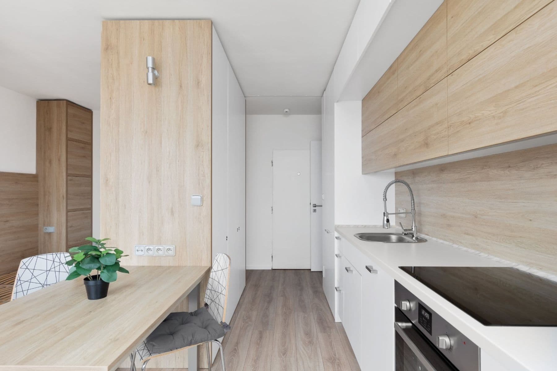 Pronájem bytu 1+kk 31 m², Topolová, Praha, Praha Pronájem bytu 1+kk 31 m², Topolová, Praha, Praha