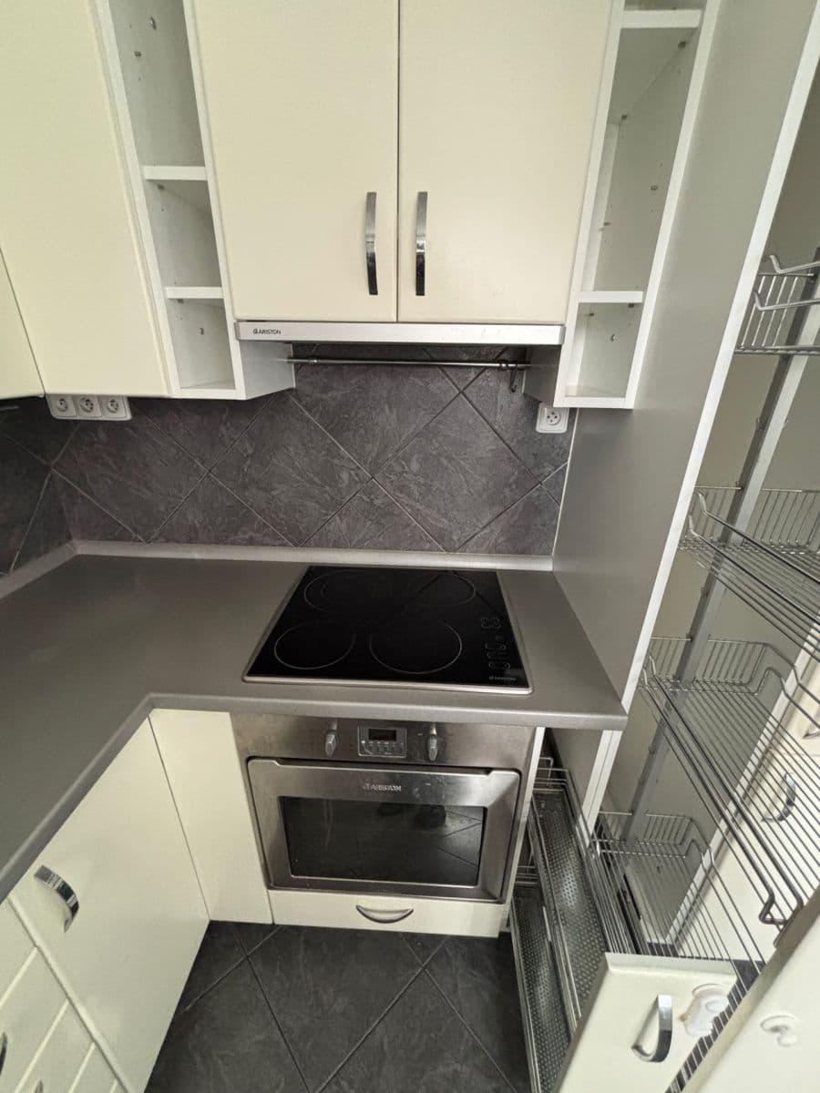 Pronájem bytu 3+kk 65 m², José Martího, Praha, Praha Pronájem bytu 3+kk 65 m², José Martího, Praha, Praha