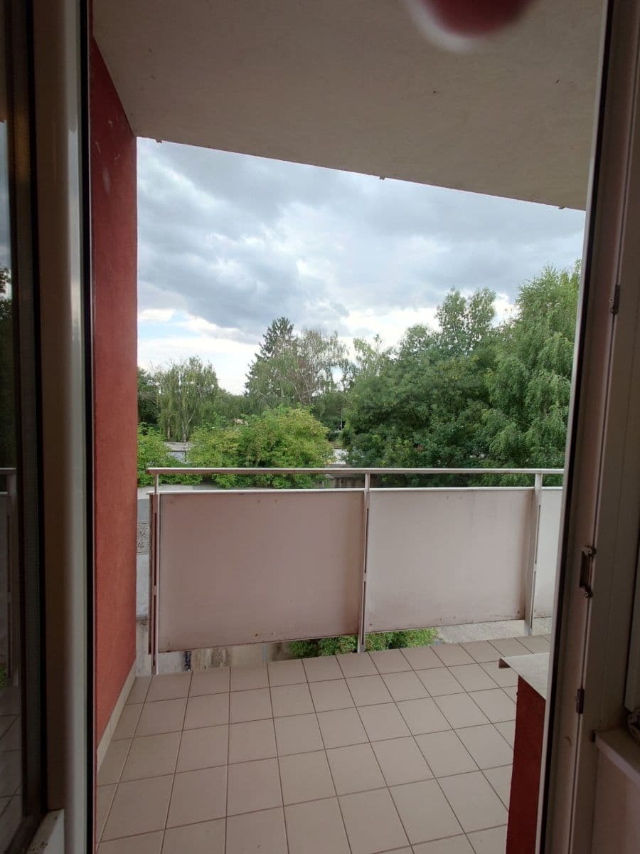 Pronájem bytu 2+kk 70 m², Trýbova, Brno, Jihomoravský kraj Pronájem bytu 2+kk 70 m², Trýbova, Brno, Jihomoravský kraj