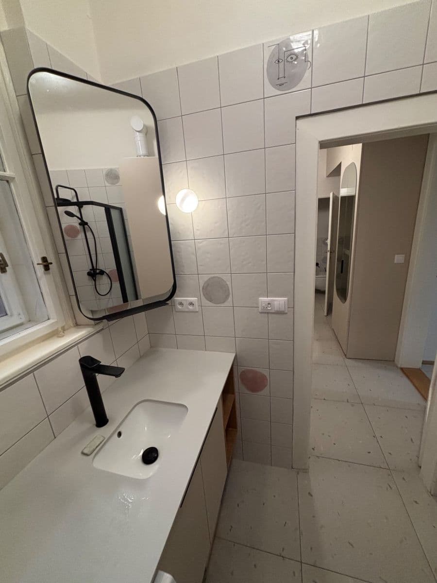 Pronájem bytu 2+kk 50 m², Baranova, Praha, Praha Pronájem bytu 2+kk 50 m², Baranova, Praha, Praha