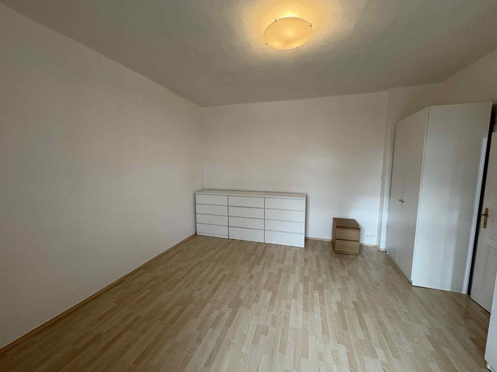 Pronájem bytu 2+1 60 m², Zvonická, Praha, Praha Pronájem bytu 2+1 60 m², Zvonická, Praha, Praha
