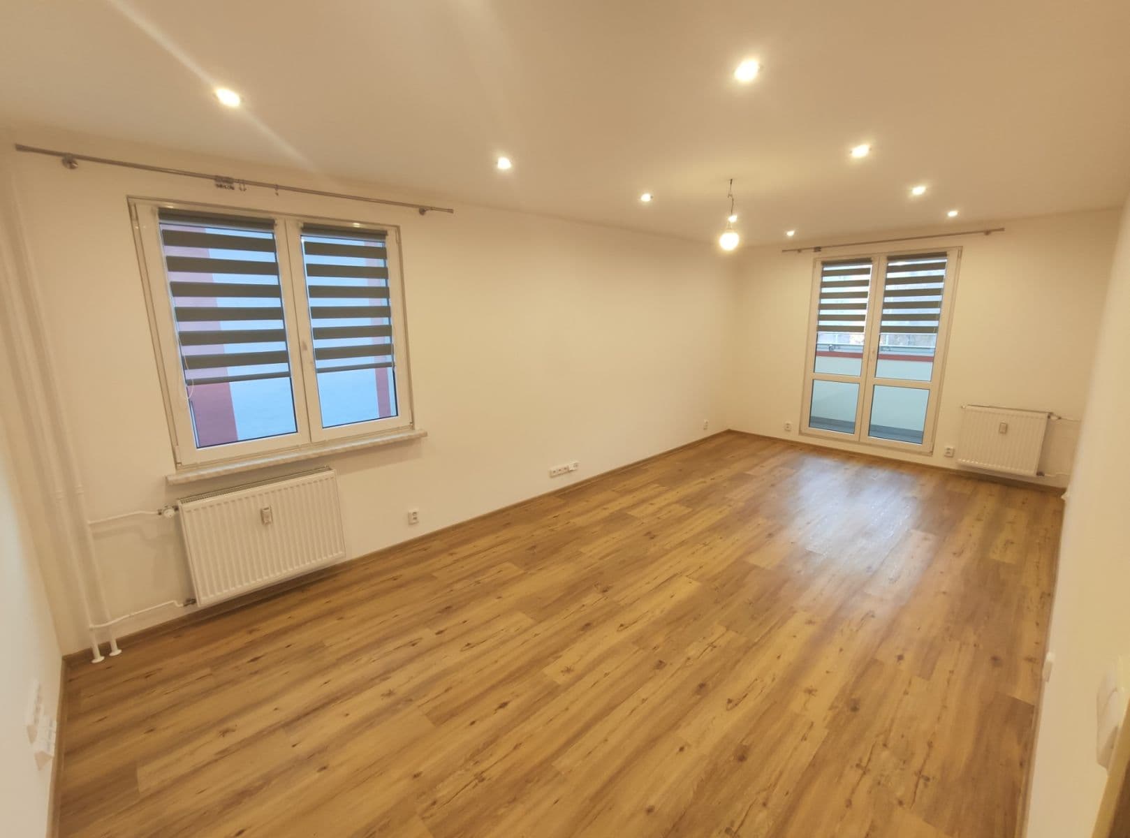 Pronájem bytu 2+1 56 m², Závodní, Ostrava, Moravskoslezský kraj Pronájem bytu 2+1 56 m², Závodní, Ostrava, Moravskoslezský kraj