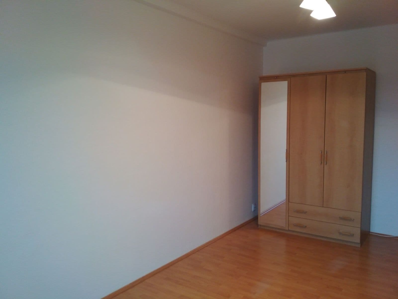 Pronájem bytu 2+1 52 m², kpt. Nálepky, Olomouc, Olomoucký kraj Pronájem bytu 2+1 52 m², kpt. Nálepky, Olomouc, Olomoucký kraj