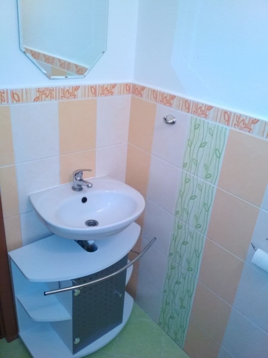 Pronájem bytu 2+1 52 m², kpt. Nálepky, Olomouc, Olomoucký kraj Pronájem bytu 2+1 52 m², kpt. Nálepky, Olomouc, Olomoucký kraj