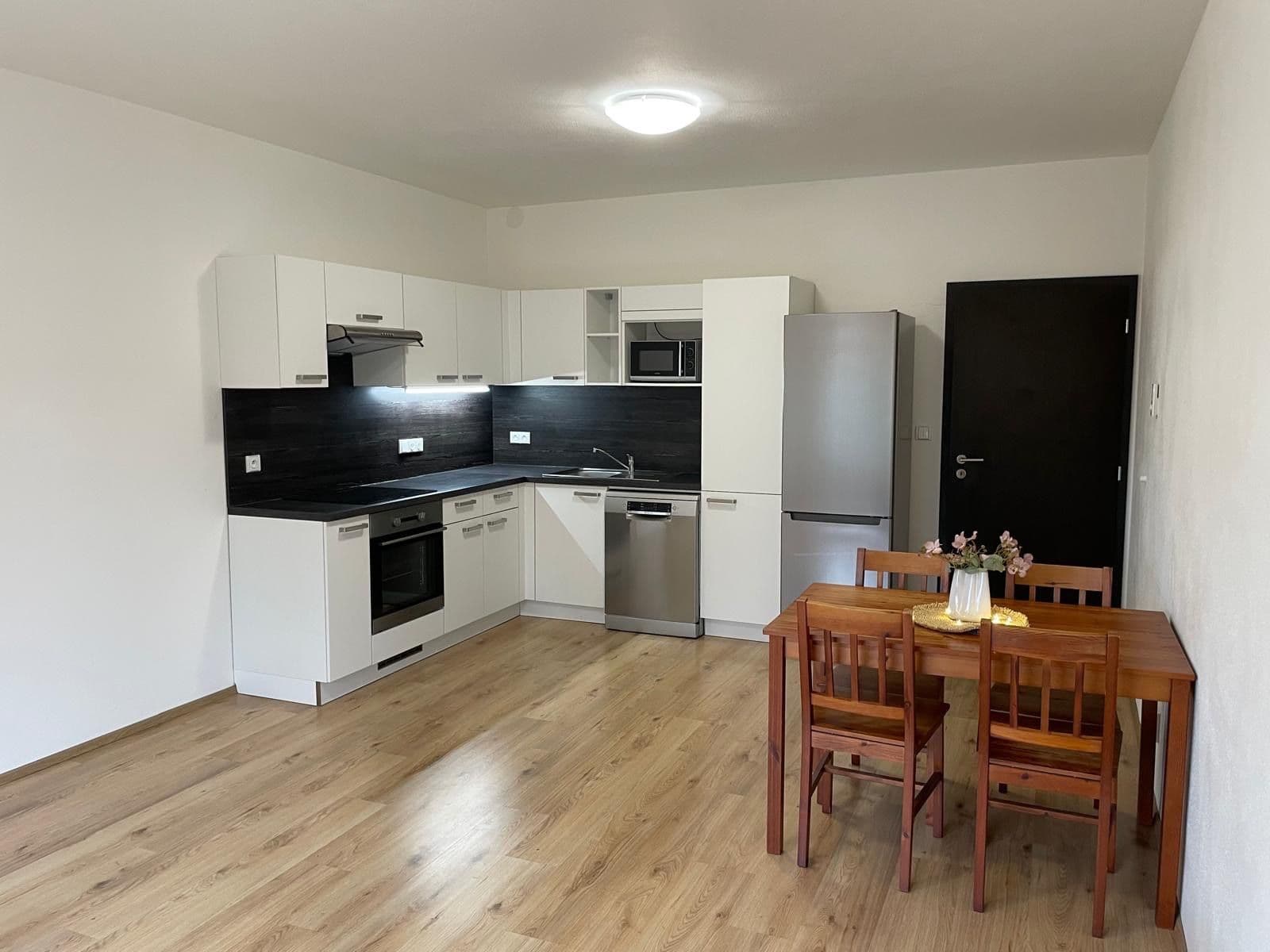 Prodej bytu 2+kk 56 m², Špačková, Plzeň, Plzeňský kraj Prodej bytu 2+kk 56 m², Špačková, Plzeň, Plzeňský kraj