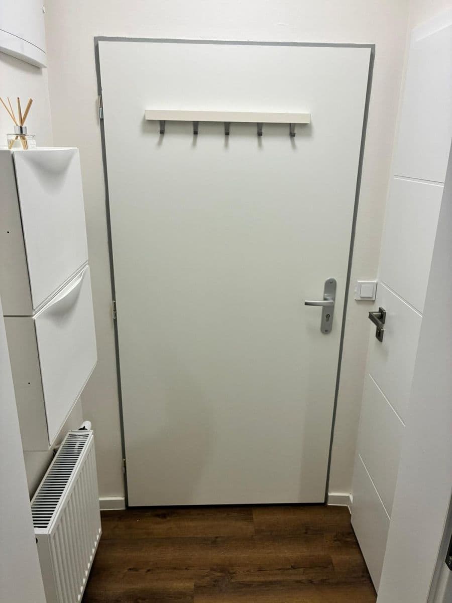 Pronájem bytu 1+1 40 m², Na Mokřině, Praha, Praha Pronájem bytu 1+1 40 m², Na Mokřině, Praha, Praha