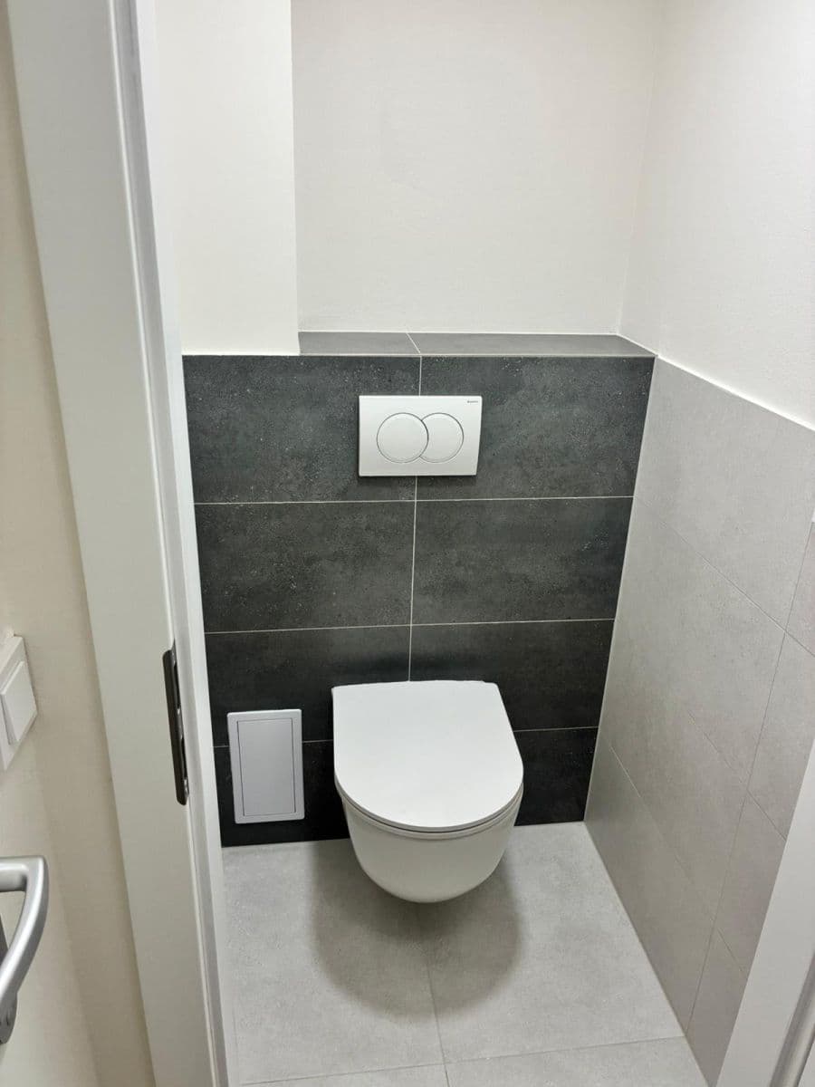 Pronájem bytu 1+1 40 m², Na Mokřině, Praha, Praha Pronájem bytu 1+1 40 m², Na Mokřině, Praha, Praha