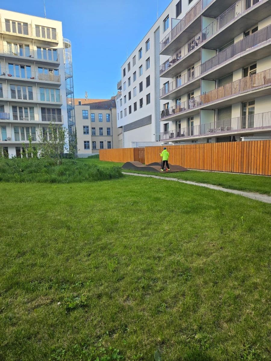 Pronájem bytu 3+kk 71 m², Placzkova, Brno, Jihomoravský kraj Pronájem bytu 3+kk 71 m², Placzkova, Brno, Jihomoravský kraj