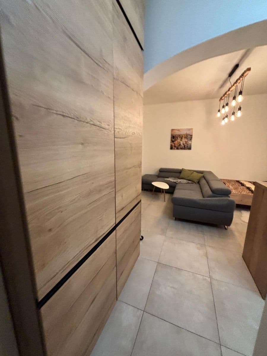 Pronájem bytu 1+kk 34 m², Konšelská, Praha, Praha Pronájem bytu 1+kk 34 m², Konšelská, Praha, Praha