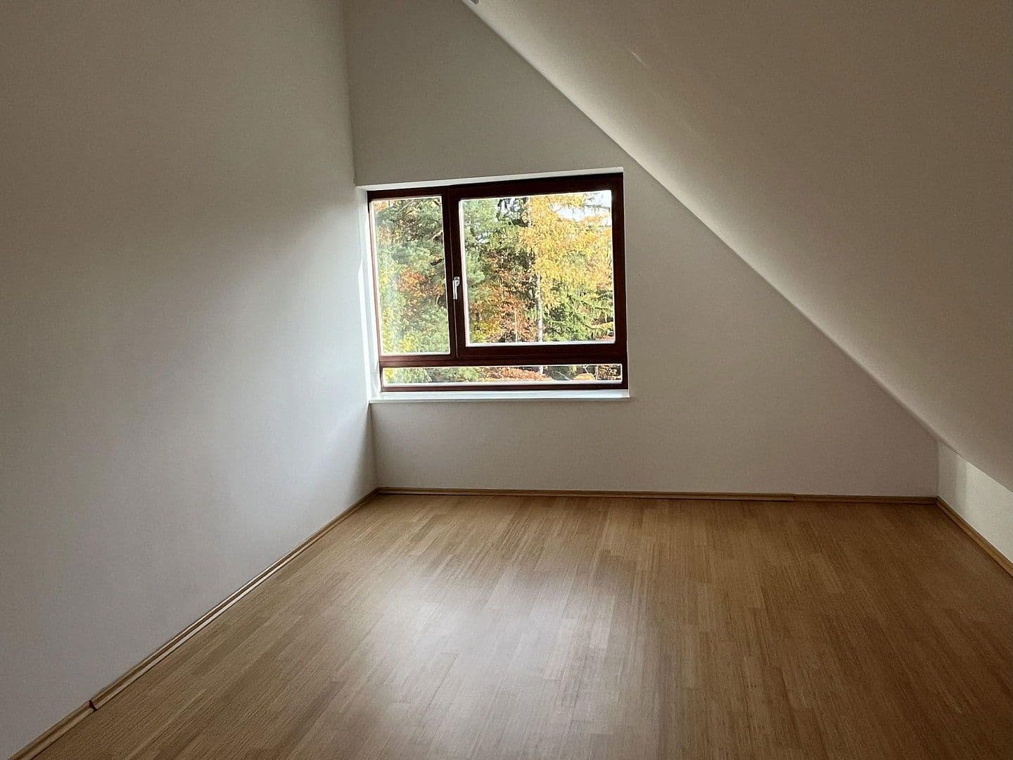 Pronájem bytu 3+1 72 m², München, Bavorsko Pronájem bytu 3+1 72 m², München, Bavorsko