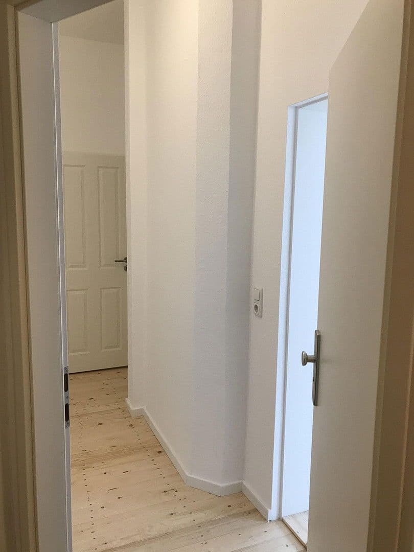 Pronájem bytu 2+1 45 m², Friedberger Landstraße 85, Frankfurt am Main, Hessen Pronájem bytu 2+1 45 m², Friedberger Landstraße 85, Frankfurt am Main, Hessen