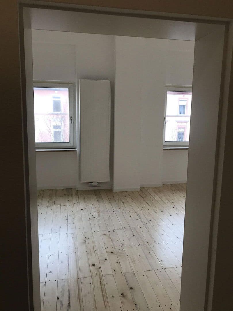 Pronájem bytu 2+1 45 m², Friedberger Landstraße 85, Frankfurt am Main, Hessen Pronájem bytu 2+1 45 m², Friedberger Landstraße 85, Frankfurt am Main, Hessen