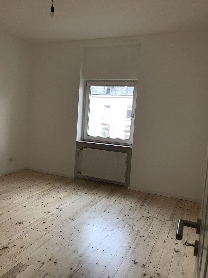 Pronájem bytu 2+1 45 m², Friedberger Landstraße 85, Frankfurt am Main, Hessen Pronájem bytu 2+1 45 m², Friedberger Landstraße 85, Frankfurt am Main, Hessen