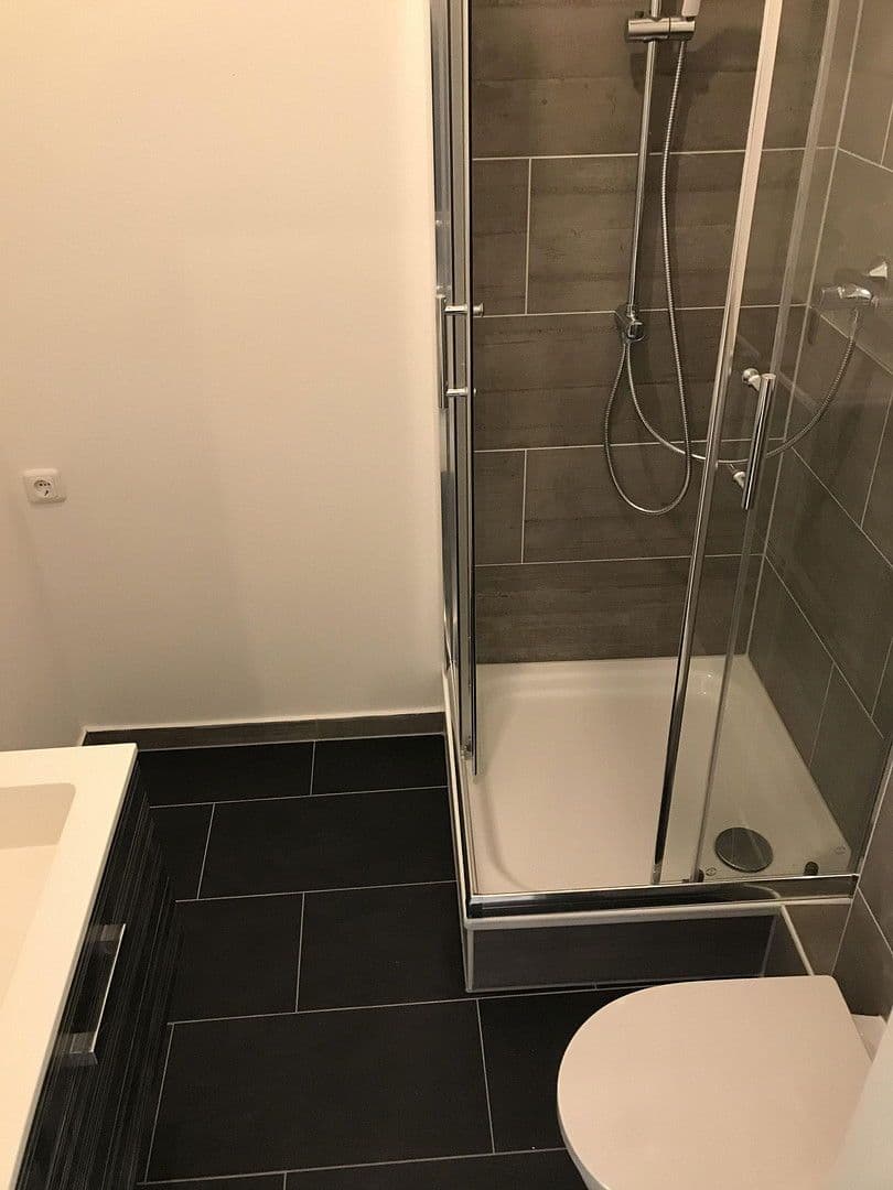 Pronájem bytu 2+1 45 m², Friedberger Landstraße 85, Frankfurt am Main, Hessen Pronájem bytu 2+1 45 m², Friedberger Landstraße 85, Frankfurt am Main, Hessen