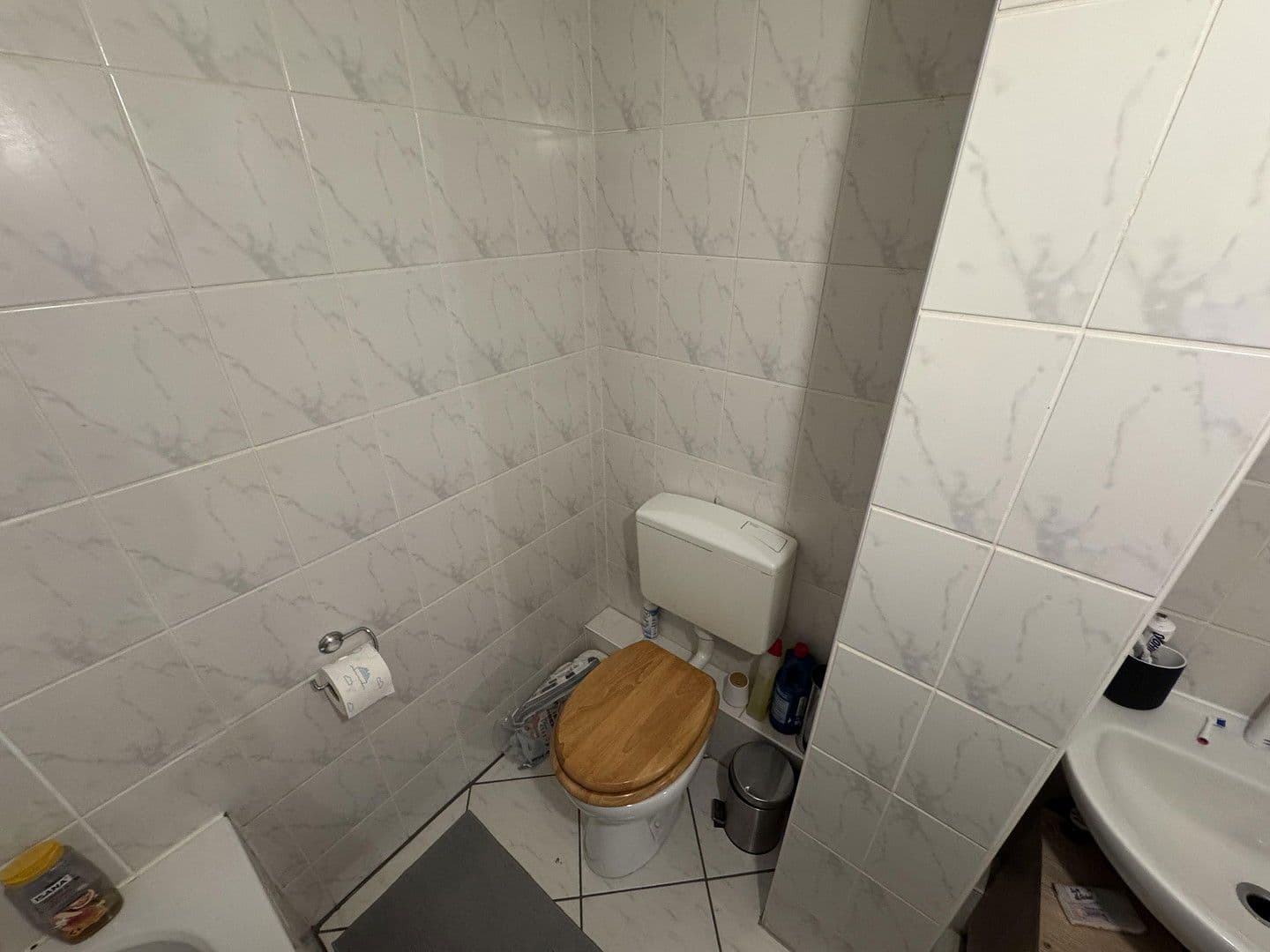 Pronájem bytu 2+1 44 m², Friedberger Landstraße 85, Frankfurt am Main, Hessen Pronájem bytu 2+1 44 m², Friedberger Landstraße 85, Frankfurt am Main, Hessen