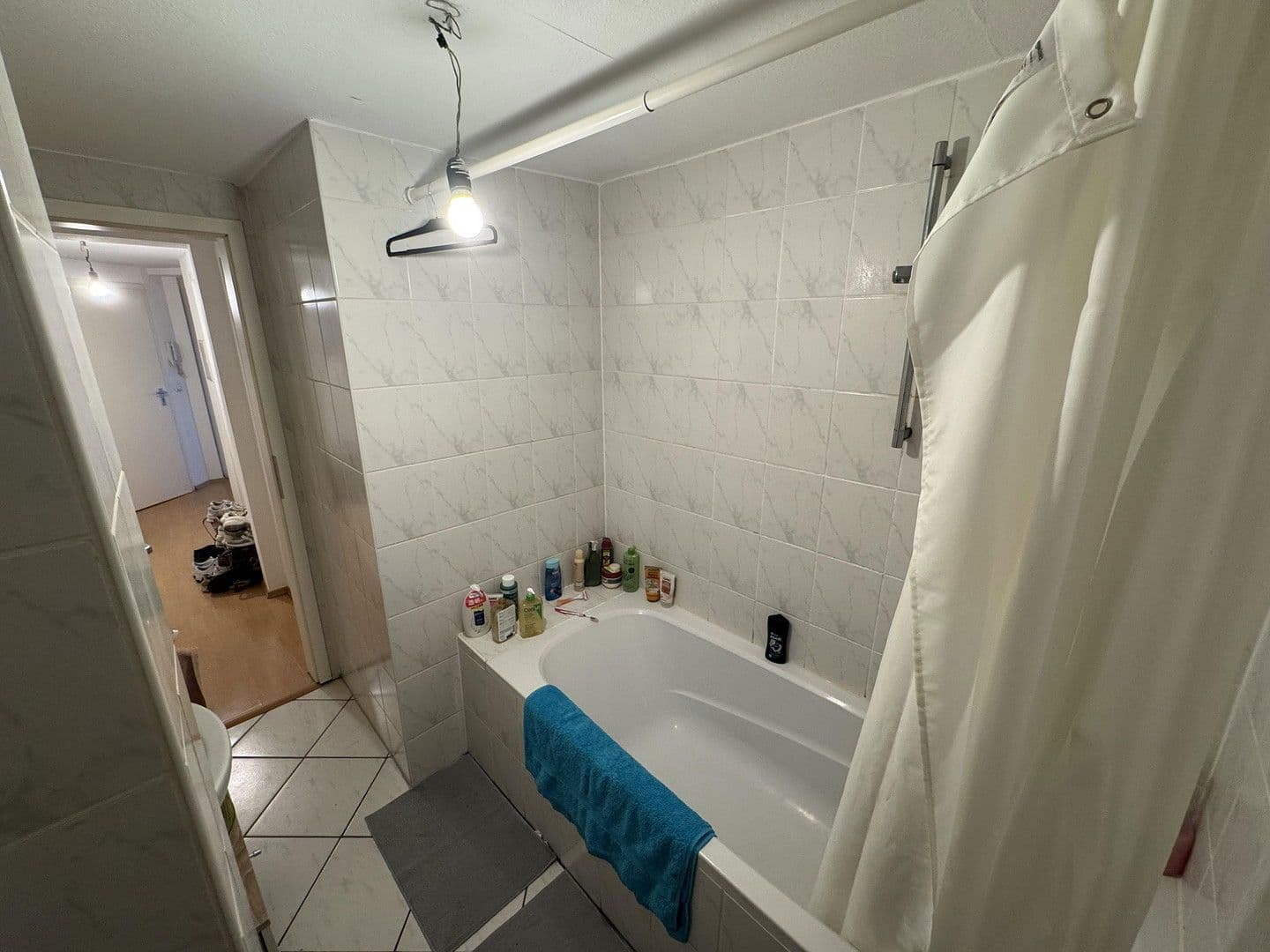 Pronájem bytu 2+1 44 m², Friedberger Landstraße 85, Frankfurt am Main, Hessen Pronájem bytu 2+1 44 m², Friedberger Landstraße 85, Frankfurt am Main, Hessen