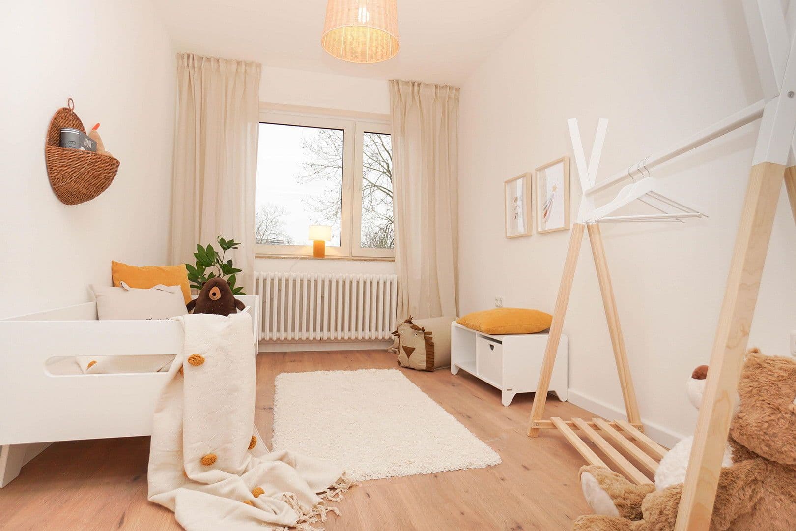 Prodej domu 120 m², pozemek 180 m², Ahornweg, Erlangen, Bavorsko Prodej domu 120 m², pozemek 180 m², Ahornweg, Erlangen, Bavorsko