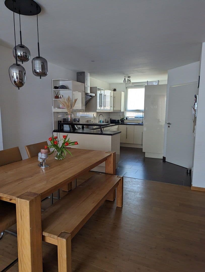 Prodej domu 136 m², pozemek 185 m², Alfred-Grosser-Weg 4, Villingen-Schwenningen, Bádensko-Württembersko Prodej domu 136 m², pozemek 185 m², Alfred-Grosser-Weg 4, Villingen-Schwenningen, Bádensko-Württembersko