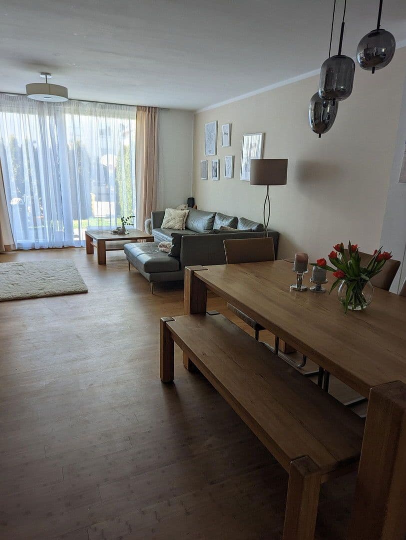 Prodej domu 136 m², pozemek 185 m², Alfred-Grosser-Weg 4, Villingen-Schwenningen, Bádensko-Württembersko Prodej domu 136 m², pozemek 185 m², Alfred-Grosser-Weg 4, Villingen-Schwenningen, Bádensko-Württembersko