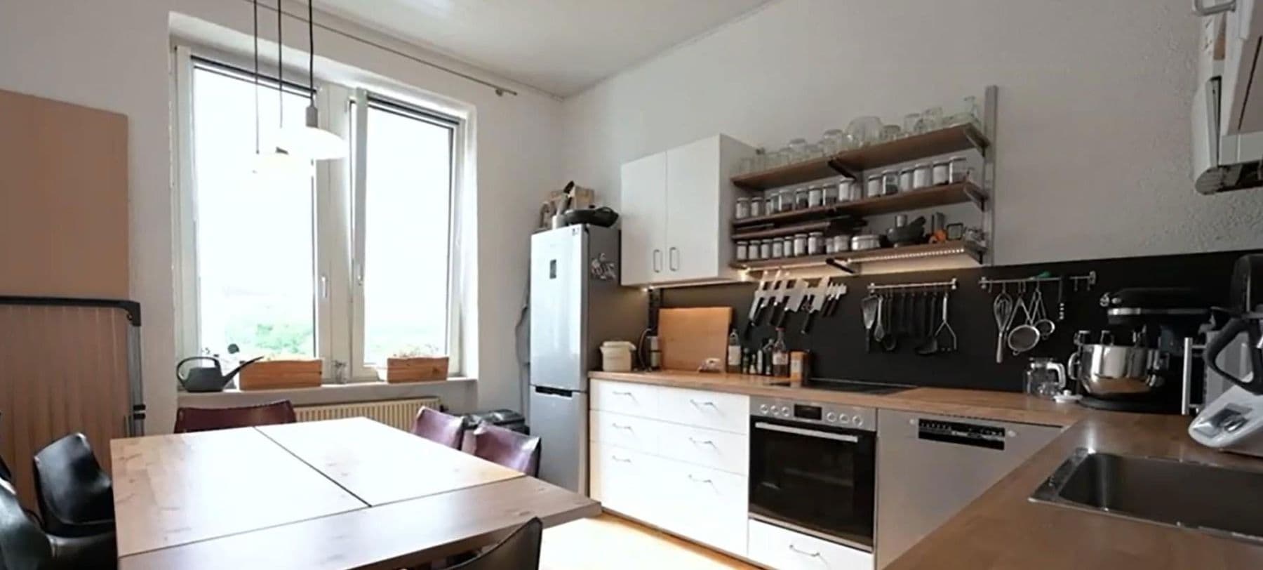 Prodej bytu 6+1 152 m², Wilhelm-Leuschner-Str., 40, Darmstadt, Hessen Prodej bytu 6+1 152 m², Wilhelm-Leuschner-Str., 40, Darmstadt, Hessen