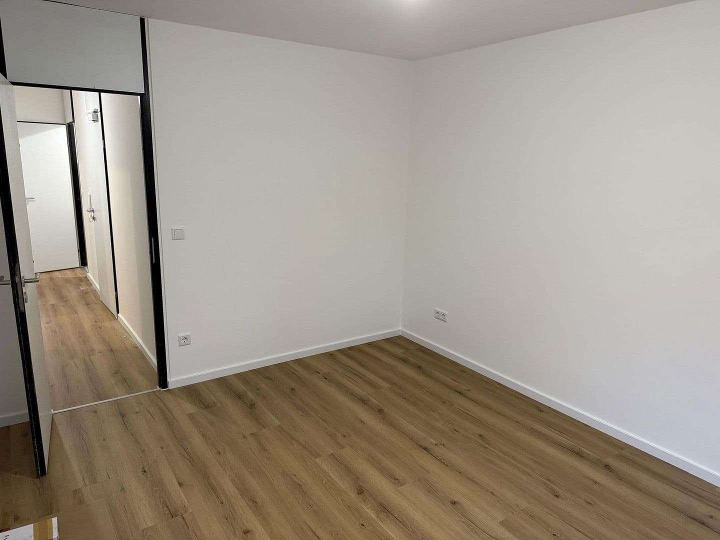 Pronájem bytu 3+kk 88 m², Friedrich-Ebert-Str. 17, Schwalbach am Taunus, Hessen Pronájem bytu 3+kk 88 m², Friedrich-Ebert-Str. 17, Schwalbach am Taunus, Hessen