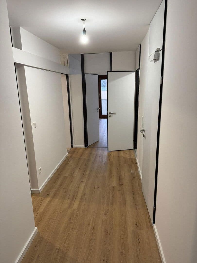 Pronájem bytu 3+kk 88 m², Friedrich-Ebert-Str. 17, Schwalbach am Taunus, Hessen Pronájem bytu 3+kk 88 m², Friedrich-Ebert-Str. 17, Schwalbach am Taunus, Hessen