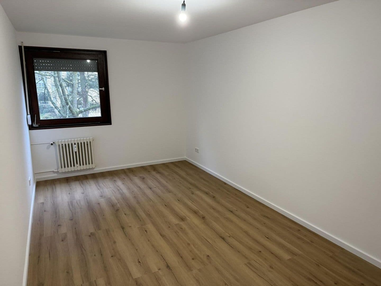 Pronájem bytu 3+kk 88 m², Friedrich-Ebert-Str. 17, Schwalbach am Taunus, Hessen Pronájem bytu 3+kk 88 m², Friedrich-Ebert-Str. 17, Schwalbach am Taunus, Hessen