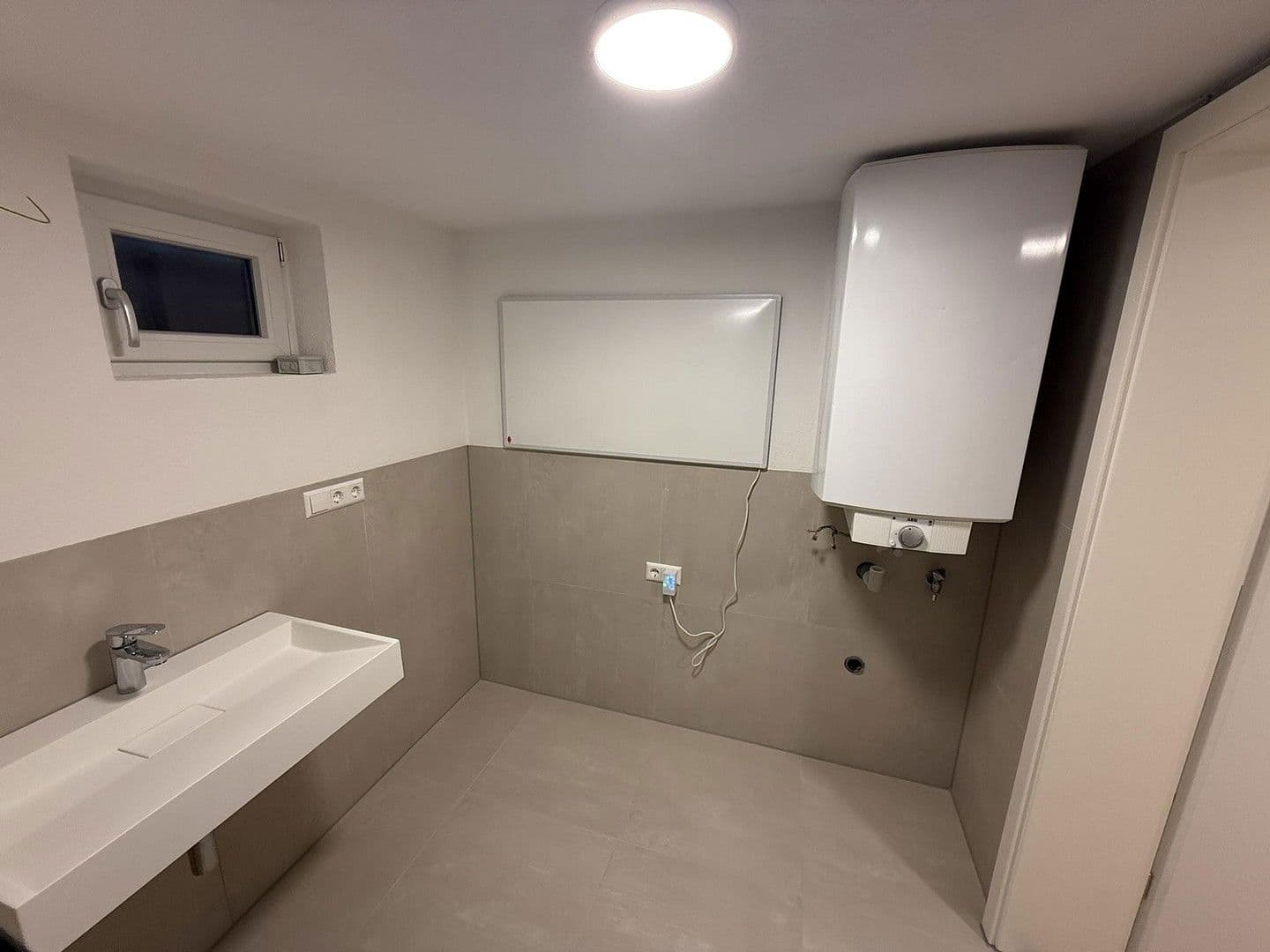 Pronájem bytu 2+1 62 m², Schloßstraße 40, Gundelsheim, Bádensko-Württembersko Pronájem bytu 2+1 62 m², Schloßstraße 40, Gundelsheim, Bádensko-Württembersko