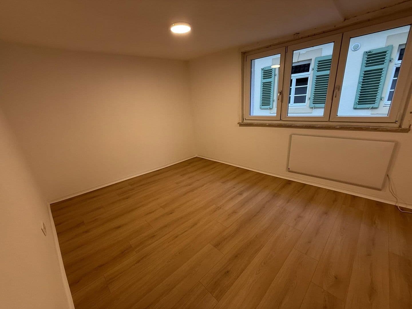 Pronájem bytu 2+1 62 m², Schloßstraße 40, Gundelsheim, Bádensko-Württembersko Pronájem bytu 2+1 62 m², Schloßstraße 40, Gundelsheim, Bádensko-Württembersko