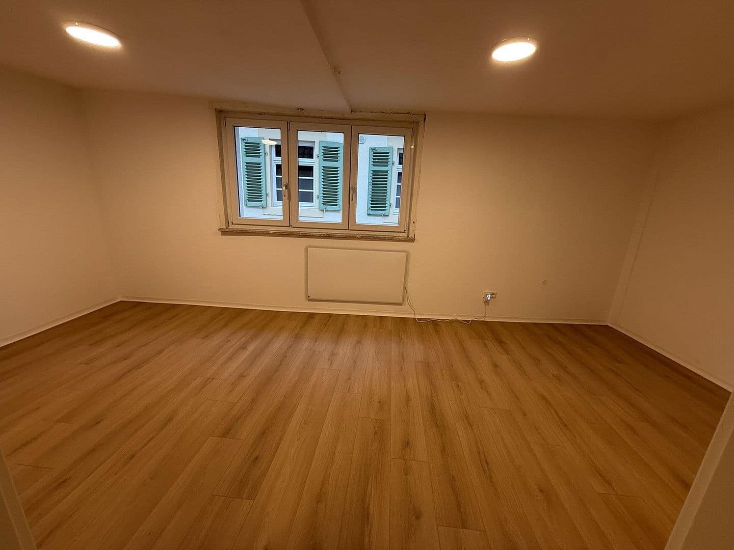 Pronájem bytu 2+1 62 m², Schloßstraße 40, Gundelsheim, Bádensko-Württembersko Pronájem bytu 2+1 62 m², Schloßstraße 40, Gundelsheim, Bádensko-Württembersko