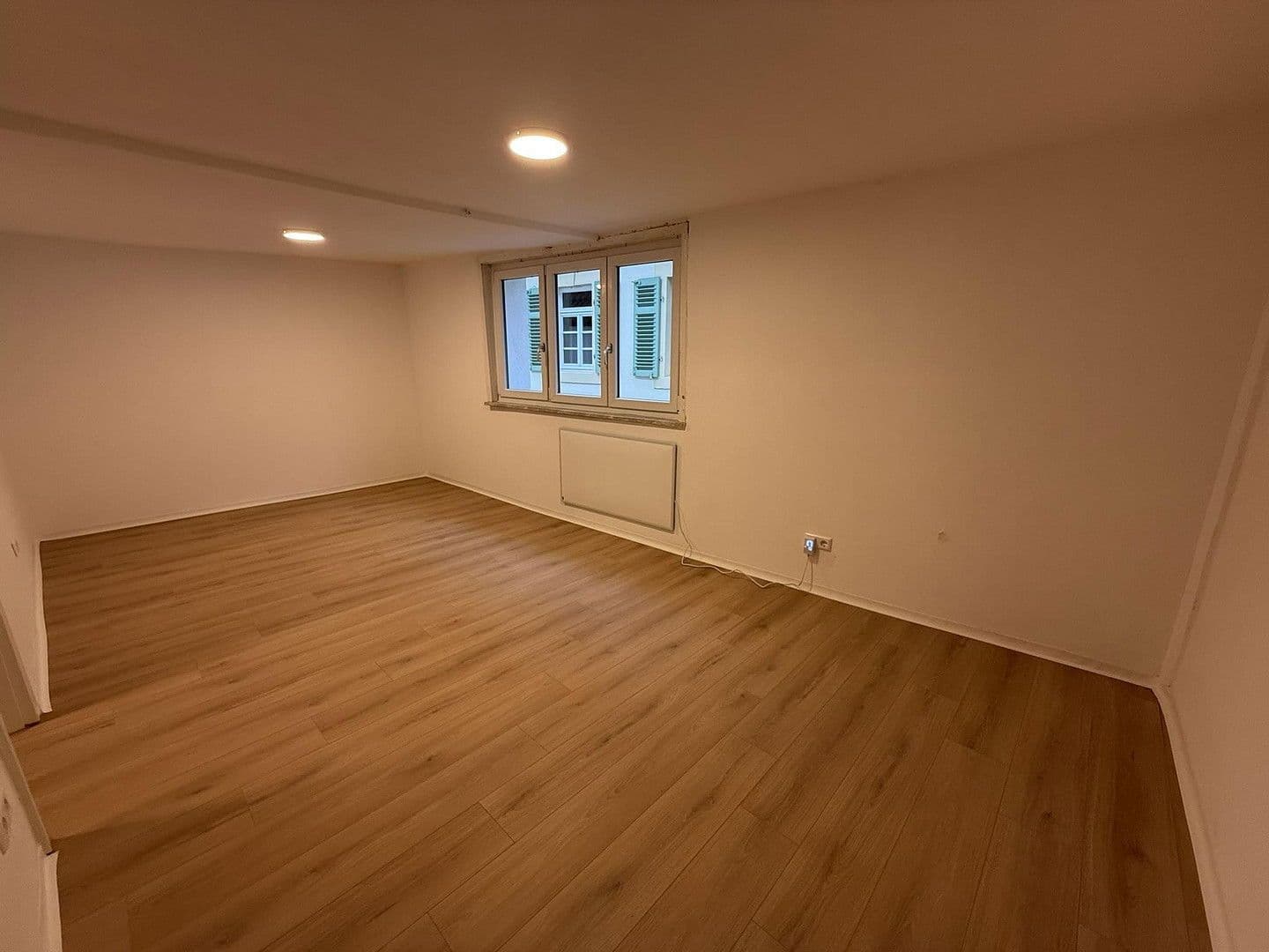 Pronájem bytu 2+1 62 m², Schloßstraße 40, Gundelsheim, Bádensko-Württembersko Pronájem bytu 2+1 62 m², Schloßstraße 40, Gundelsheim, Bádensko-Württembersko