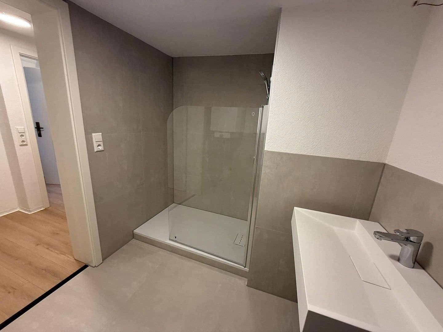 Pronájem bytu 2+1 62 m², Schloßstraße 40, Gundelsheim, Bádensko-Württembersko Pronájem bytu 2+1 62 m², Schloßstraße 40, Gundelsheim, Bádensko-Württembersko