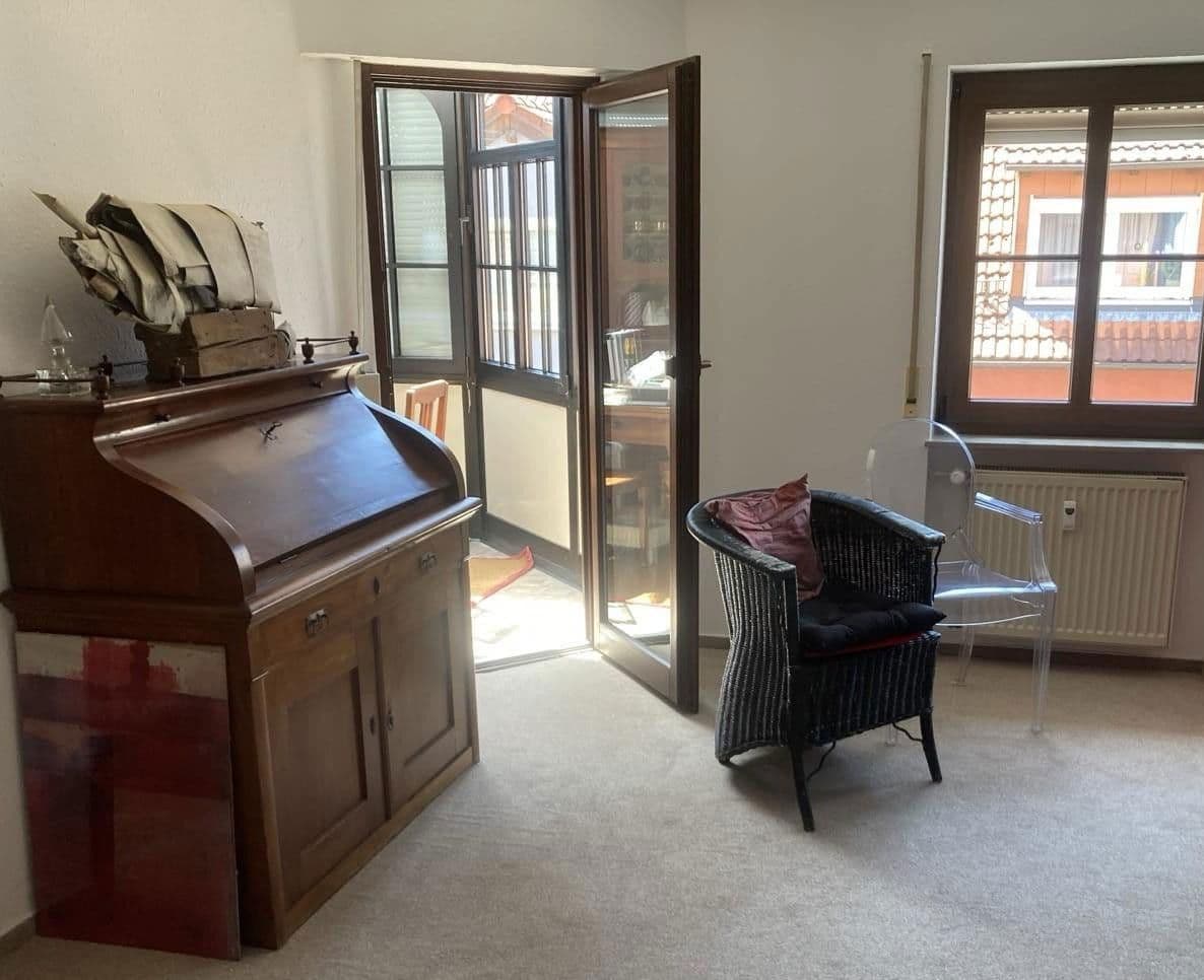 Pronájem bytu 3+1 86 m², Kaiserstr 6, Buchen (Odenwald), Bádensko-Württembersko Pronájem bytu 3+1 86 m², Kaiserstr 6, Buchen (Odenwald), Bádensko-Württembersko