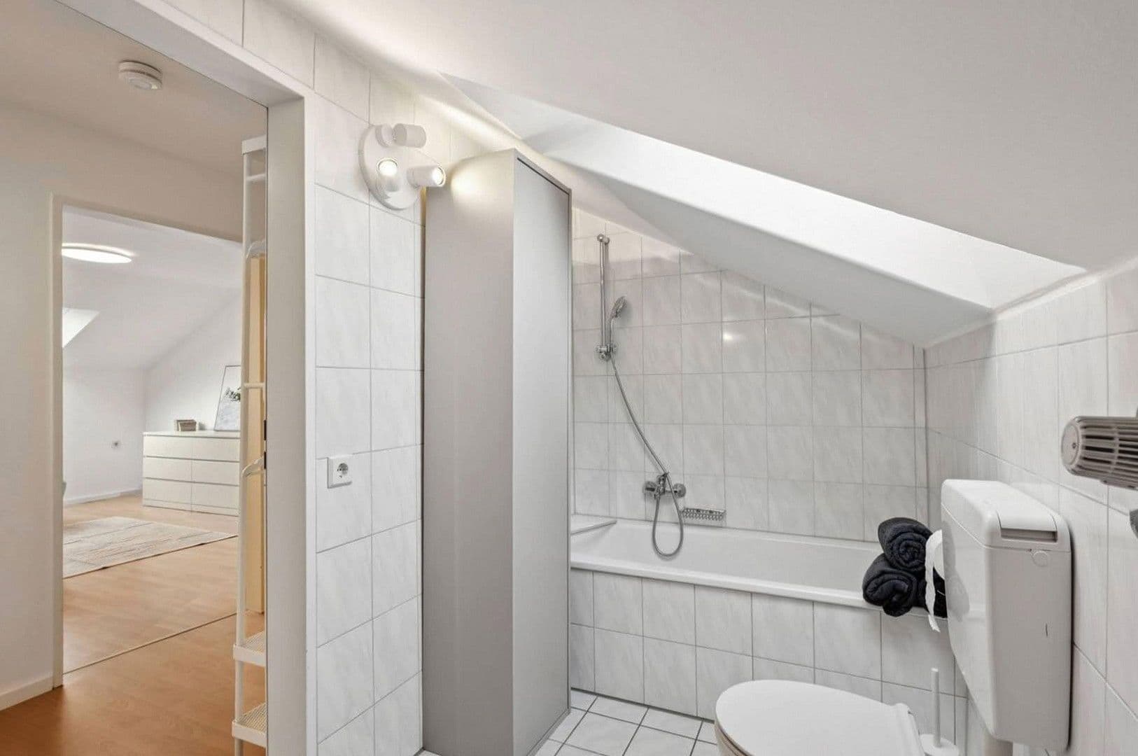 Pronájem bytu 2+kk 50 m², Elbogenerstr. 7, Dachau, Bavorsko Pronájem bytu 2+kk 50 m², Elbogenerstr. 7, Dachau, Bavorsko