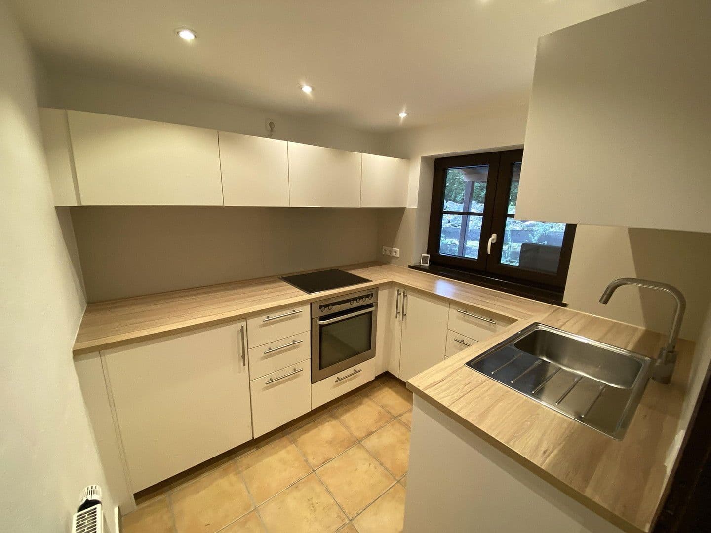 Prodej domu 480 m², pozemek 6.939 m², Egenhofen, Bavorsko Prodej domu 480 m², pozemek 6.939 m², Egenhofen, Bavorsko