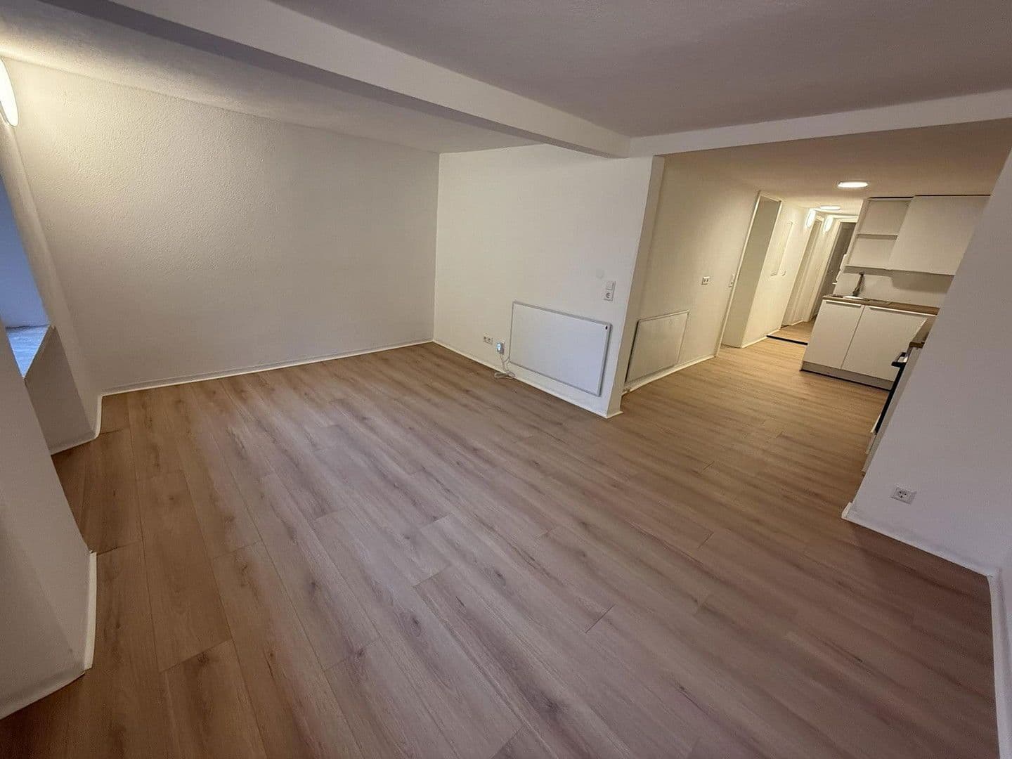 Pronájem bytu 4+1 62 m², Schloßstraße 40, Gundelsheim, Bádensko-Württembersko Pronájem bytu 4+1 62 m², Schloßstraße 40, Gundelsheim, Bádensko-Württembersko