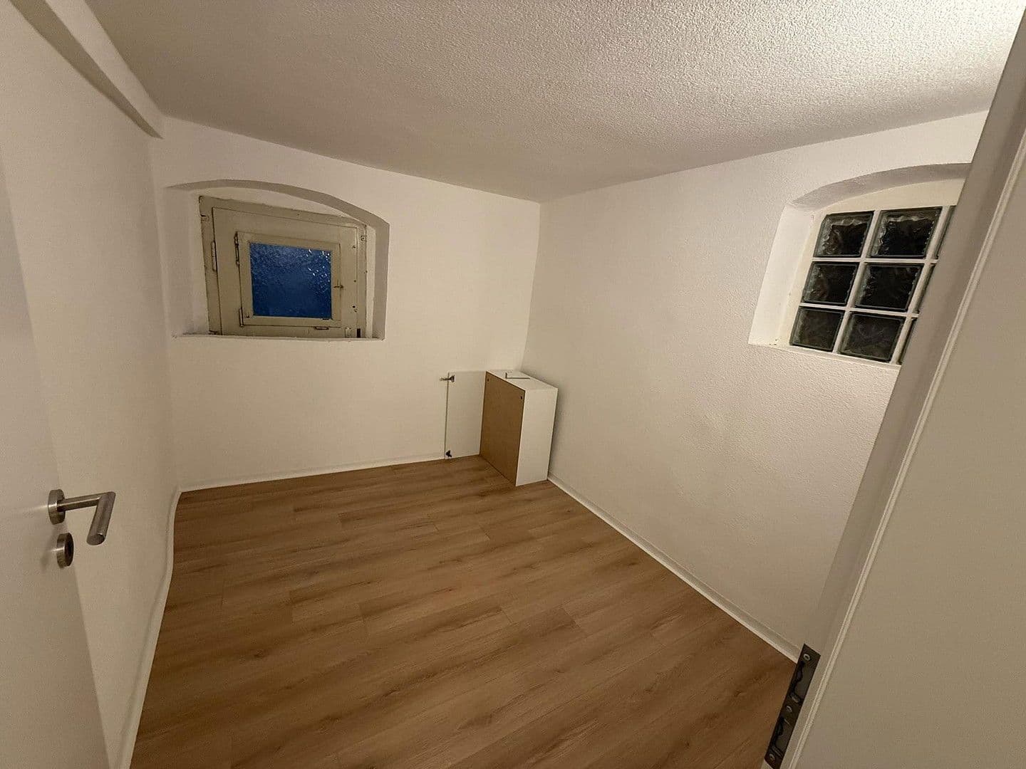 Pronájem bytu 4+1 62 m², Schloßstraße 40, Gundelsheim, Bádensko-Württembersko Pronájem bytu 4+1 62 m², Schloßstraße 40, Gundelsheim, Bádensko-Württembersko