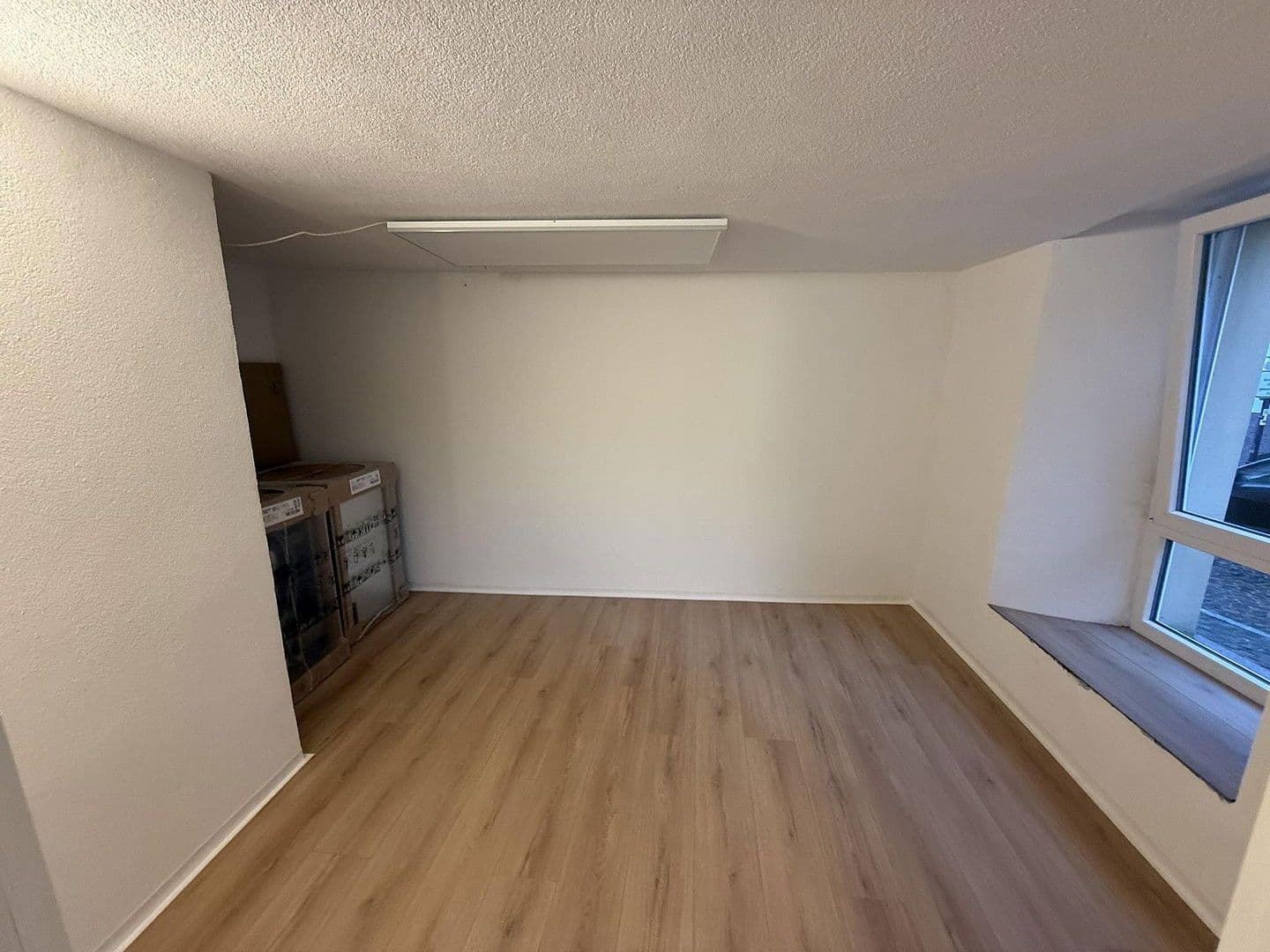 Pronájem bytu 4+1 62 m², Schloßstraße 40, Gundelsheim, Bádensko-Württembersko Pronájem bytu 4+1 62 m², Schloßstraße 40, Gundelsheim, Bádensko-Württembersko