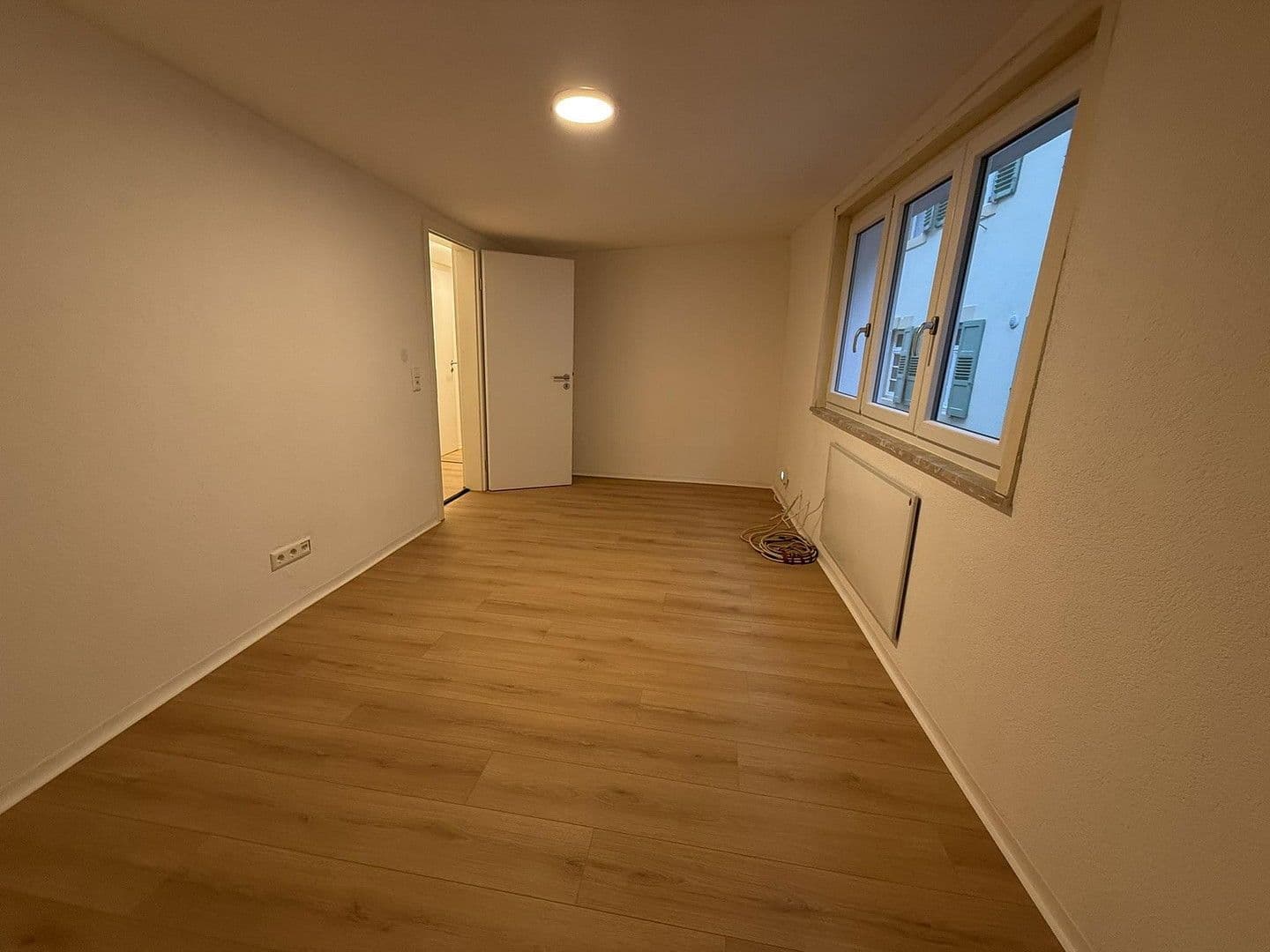Pronájem bytu 4+1 62 m², Schloßstraße 40, Gundelsheim, Bádensko-Württembersko Pronájem bytu 4+1 62 m², Schloßstraße 40, Gundelsheim, Bádensko-Württembersko