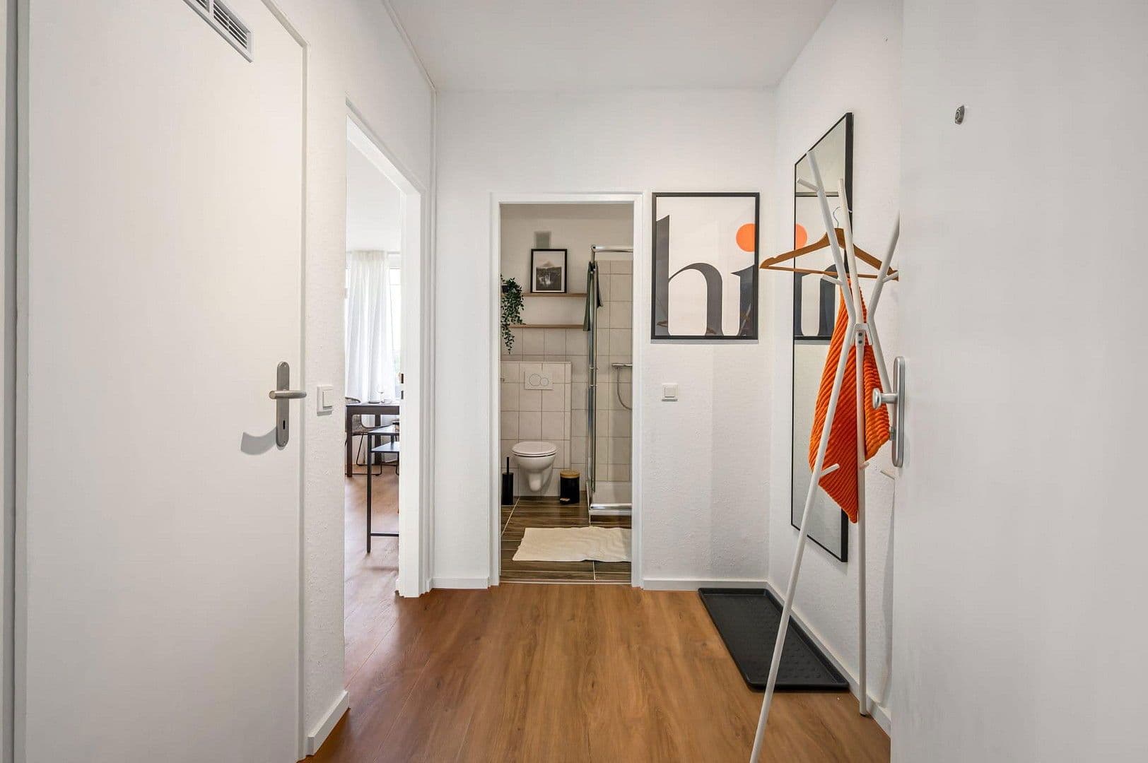 Pronájem bytu 1+1 32 m², Johan-Strauß-Straße 32, Neu-Ulm, Bavorsko Pronájem bytu 1+1 32 m², Johan-Strauß-Straße 32, Neu-Ulm, Bavorsko