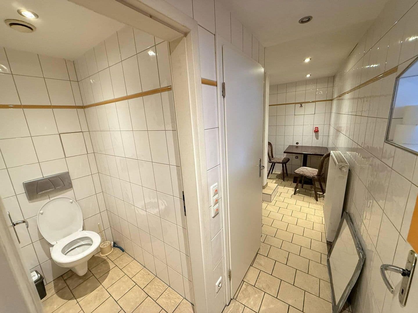 Pronájem bytu 1+1 17 m², Talstraße 2, Ettlingen, Bádensko-Württembersko Pronájem bytu 1+1 17 m², Talstraße 2, Ettlingen, Bádensko-Württembersko