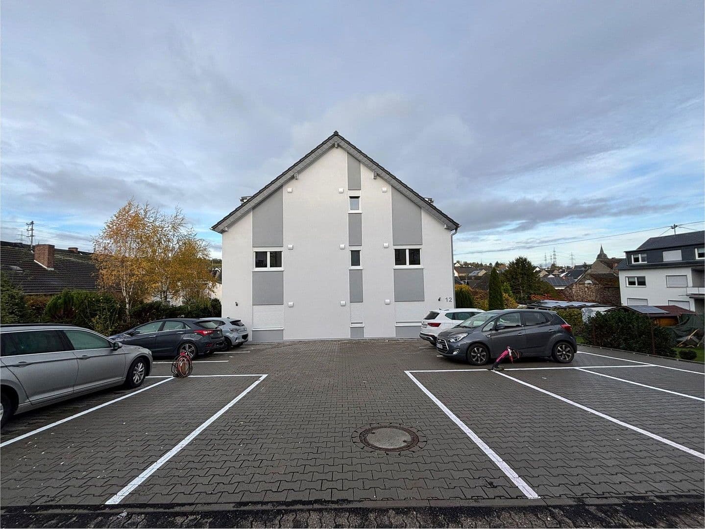 Pronájem bytu 3+1 86 m², Gartenstr.12, Kettig, Porýní-Falc Pronájem bytu 3+1 86 m², Gartenstr.12, Kettig, Porýní-Falc