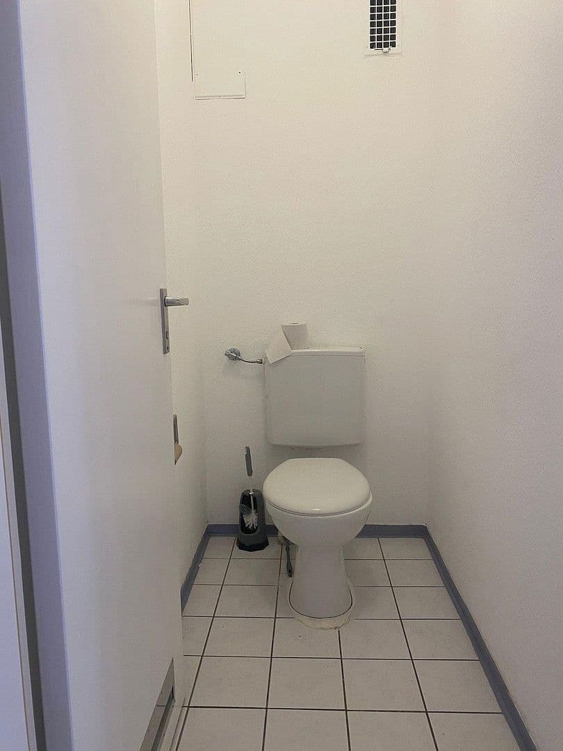 Pronájem bytu 6+1 136 m², Haugenstein 22, Horb am Neckar, Bádensko-Württembersko Pronájem bytu 6+1 136 m², Haugenstein 22, Horb am Neckar, Bádensko-Württembersko