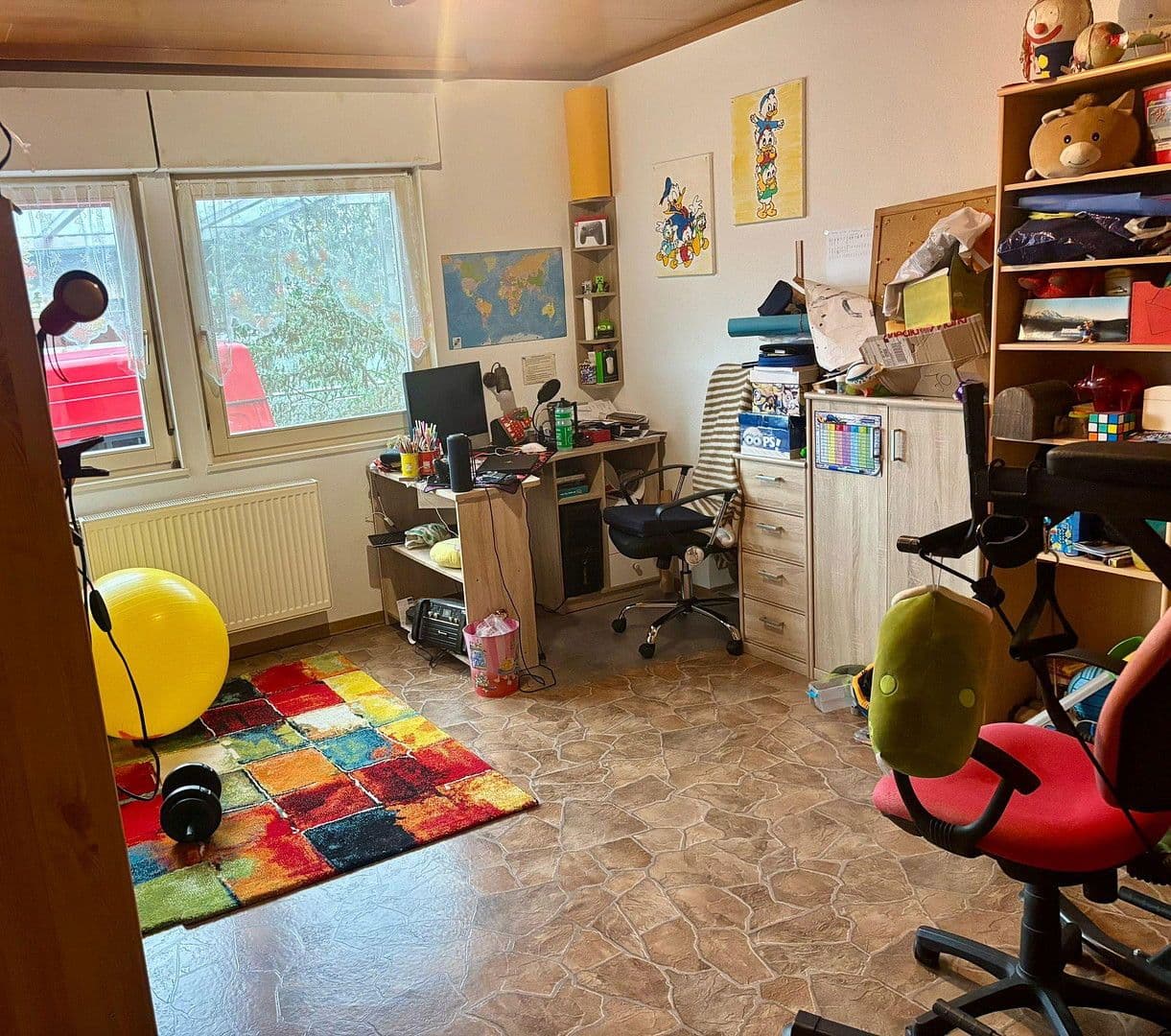 Prodej domu 142 m², pozemek 685 m², Hermann-Hesse-Straße 11, Linkenheim-Hochstetten, Bádensko-Württembersko Prodej domu 142 m², pozemek 685 m², Hermann-Hesse-Straße 11, Linkenheim-Hochstetten, Bádensko-Württembersko